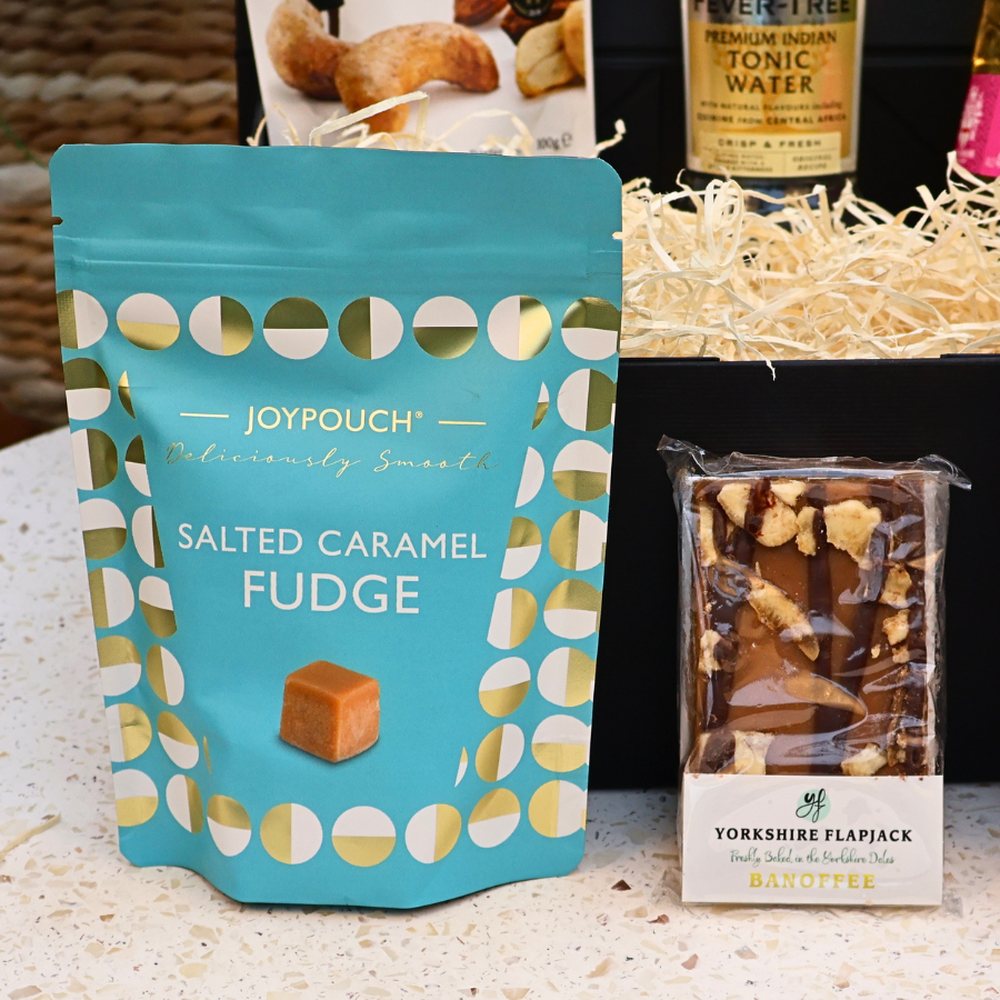 The Pineapple Gin & Treats - Image 3