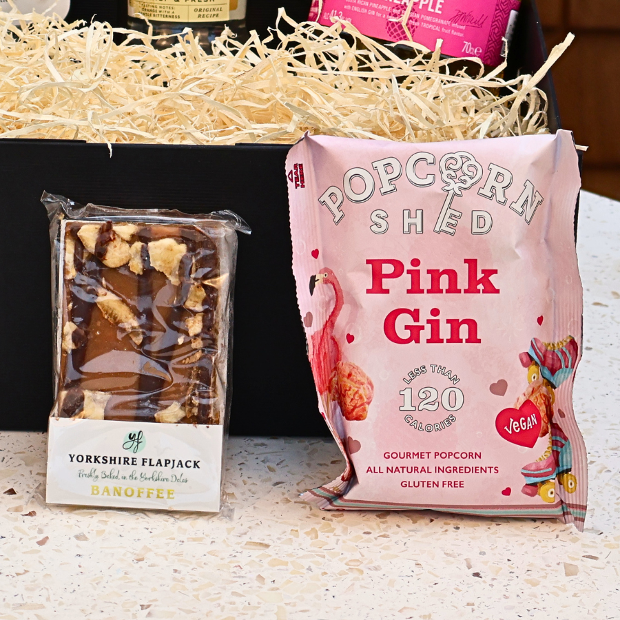 The Pineapple Gin & Treats - Image 4