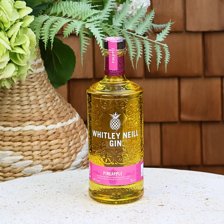 The Pineapple Gin & Treats - Image 6